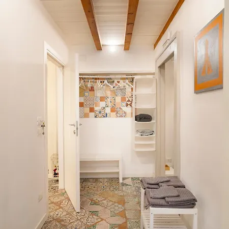 Nel Cuore Di - Centro Storico - Duomo Apartament Neapol